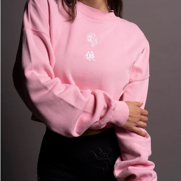(ISO) WOLF HEAD KANJI AVA CREWNECK IN CHERRY BLOSSOM SIZE XS - Picture 5 of 7